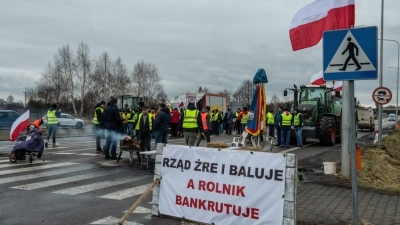 Ukraine seeks action against Polish farmers for grain spillage