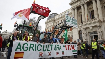 Madrid braces as farmers extend protests