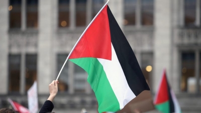 Spain could unilaterally recognise Palestinian statehood ‘within weeks’