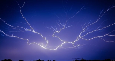 Lightning bolt that leapt across three US states is confirmed as longest ever