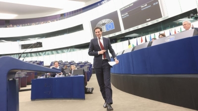 EU Parliament groups clash on 2040 climate goal, in post-election preview